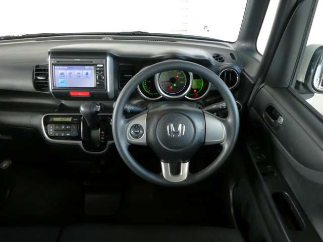HONDA N BOX 2013 Image 31
