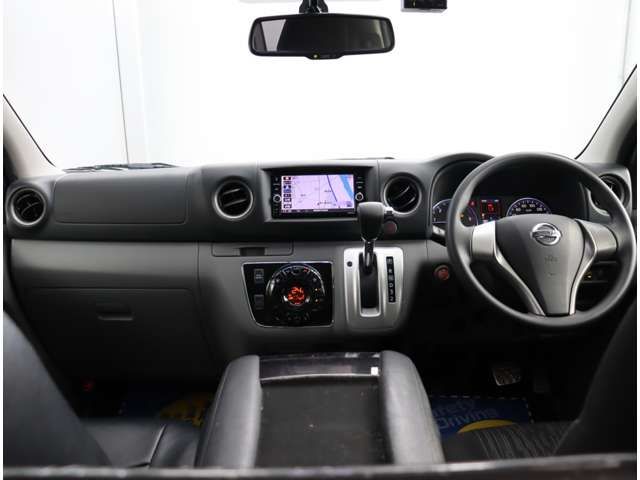 NISSAN NV350 CARAVAN 4WD 2020 Image 31