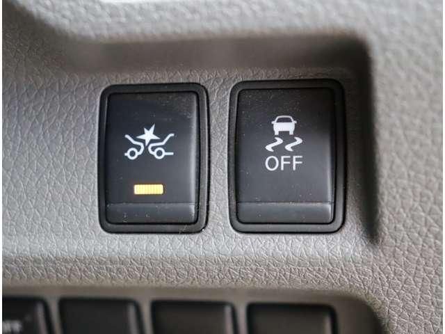 NISSAN NV350 CARAVAN 4WD 2020 Image 31