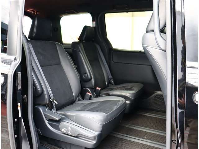 TOYOTA VOXY 2021 Image 31