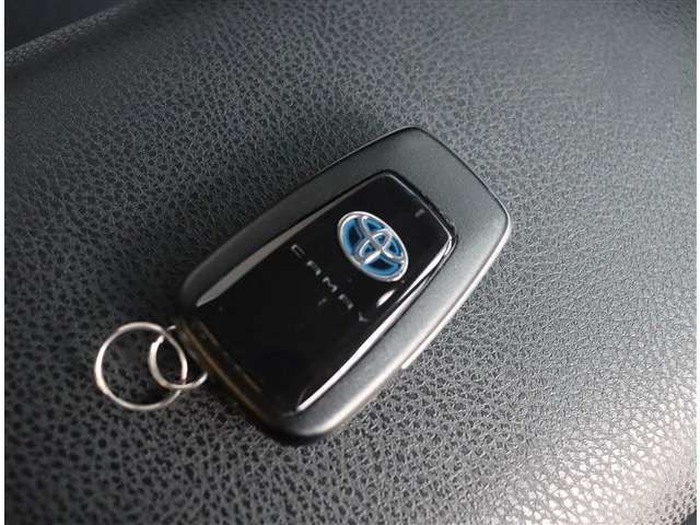 TOYOTA CAMRY 2019 Image 31