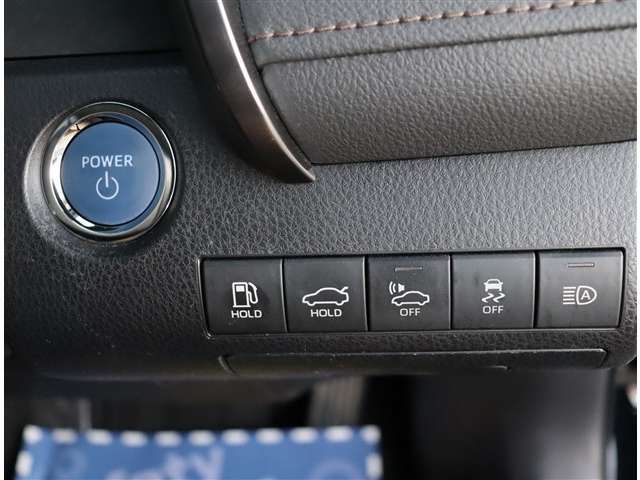 TOYOTA CAMRY 2019 Image 31