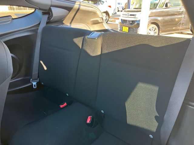 HONDA CR-Z 2012 Image 31