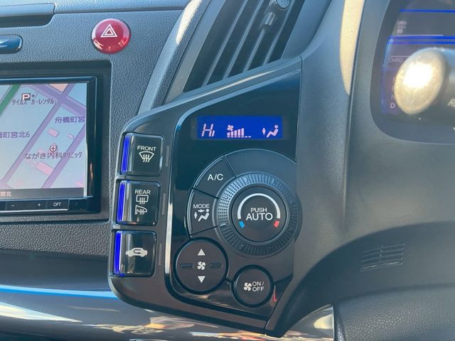 HONDA CR-Z 2012 Image 31