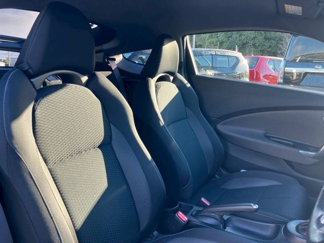 HONDA CR-Z 2012 Image 31