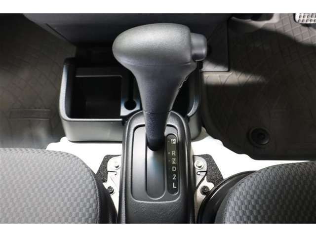 DAIHATSU HIJET TRUCK 4WD 2021 Image 31