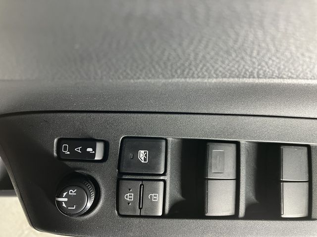 TOYOTA AQUA 2023 Image 31