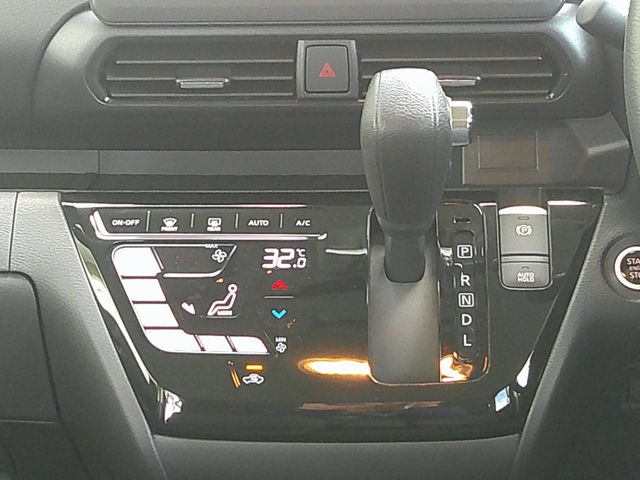 NISSAN ROOX 2025 Image 31