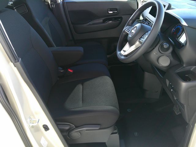 NISSAN ROOX 2025 Image 31