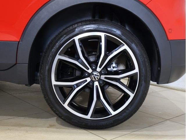 VOLKSWAGEN T-CROSS 2021 Image 31