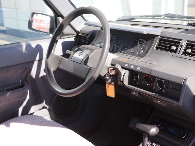 RENAULT CINQ(5) 1990 Image 31