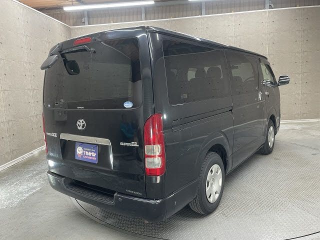 TOYOTA REGIUSACE VAN 2WD 2010 Image 31