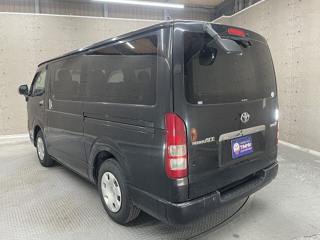 TOYOTA REGIUSACE VAN 2WD 2010 Image 31
