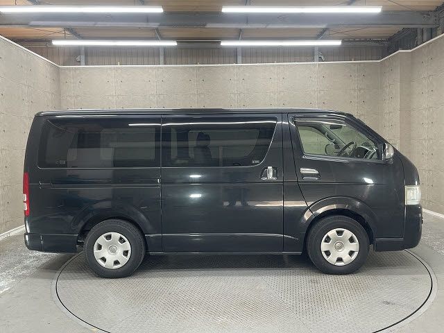 TOYOTA REGIUSACE VAN 2WD 2010 Image 31