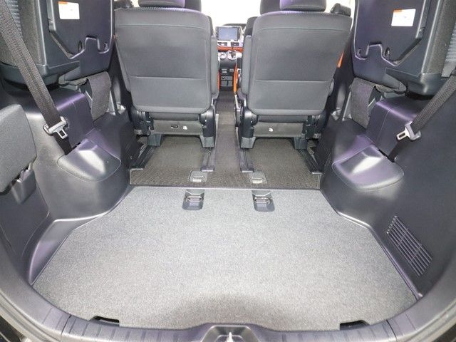 TOYOTA VOXY 2015 Image 31