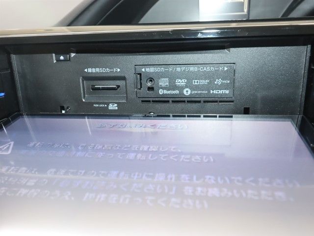 TOYOTA VOXY 2015 Image 31