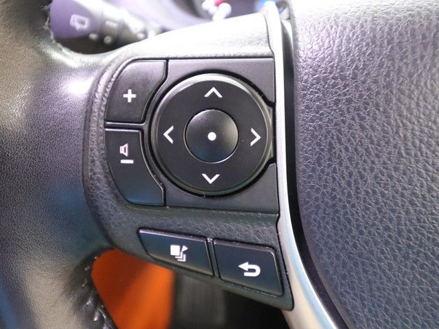 TOYOTA VOXY 2015 Image 31