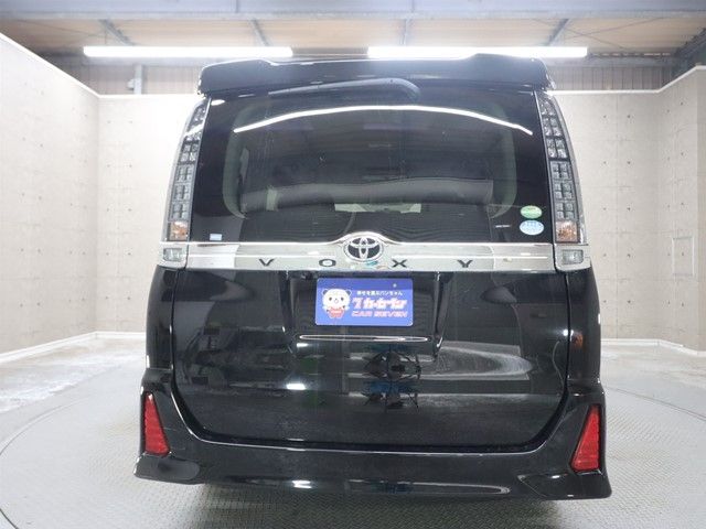 TOYOTA VOXY 2015 Image 31