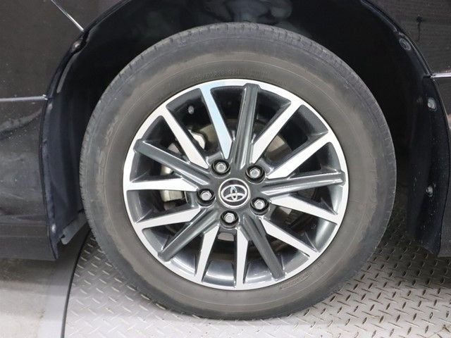 TOYOTA VOXY 2015 Image 31