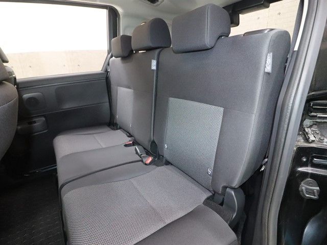 TOYOTA SIENTA HYBRID 2024 Image 31