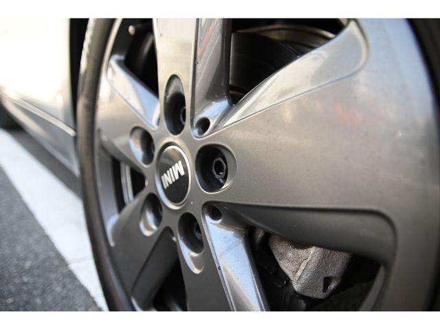 BMW MINI COOPER D 5DOOR 2023 Image 31