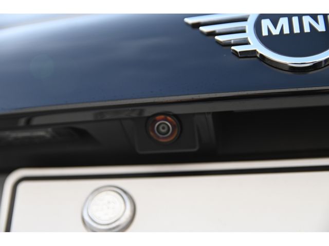 BMW MINI COOPER D 5DOOR 2023 Image 31
