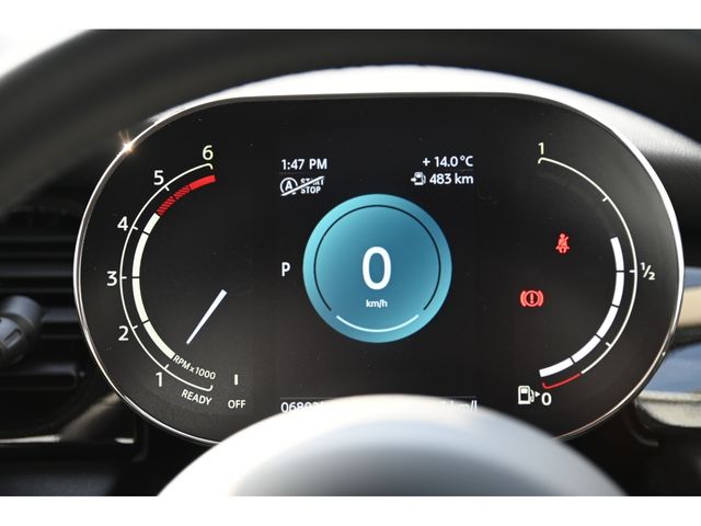 BMW MINI COOPER D 5DOOR 2023 Image 31