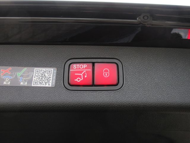 MERCEDES BENZ E CLAS 2025 Image 31