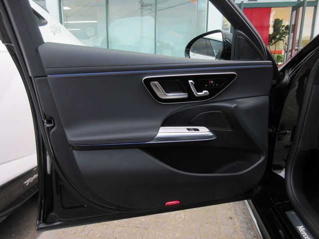 MERCEDES BENZ E CLAS 2025 Image 31