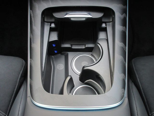 MERCEDES BENZ E CLAS 2025 Image 31