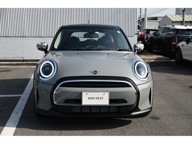 BMW MINI COOPER D 5DOOR 2022 Image 31