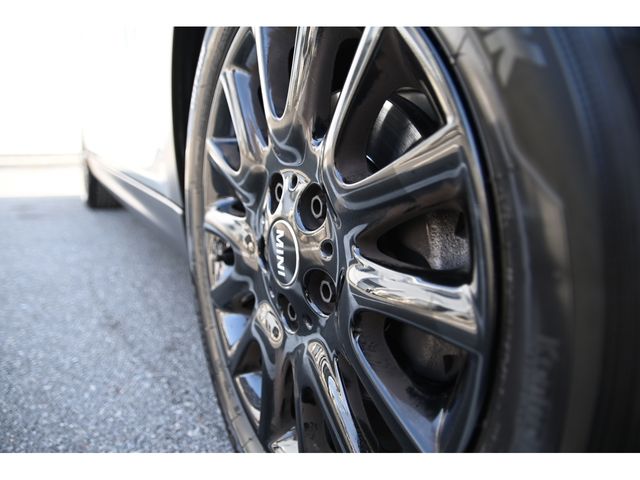 BMW MINI COOPER D 5DOOR 2022 Image 31