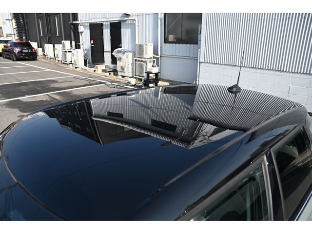 BMW MINI COOPER D 5DOOR 2022 Image 31