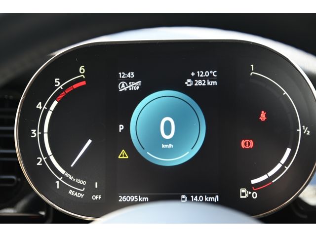 BMW MINI COOPER D 5DOOR 2022 Image 31