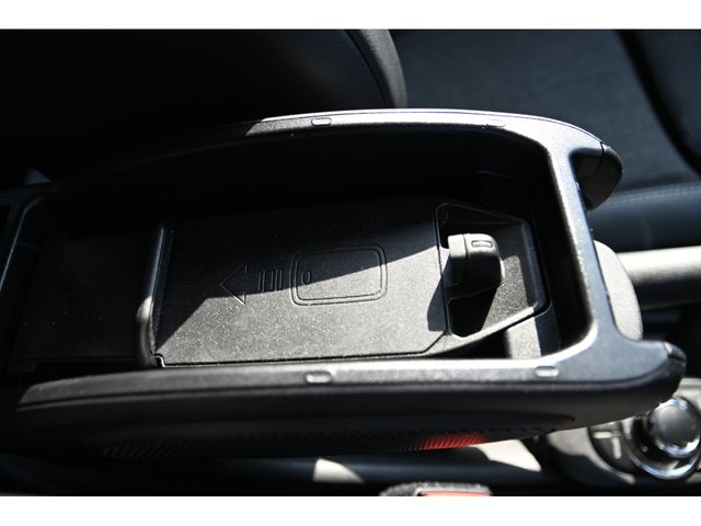 BMW MINI COOPER D 5DOOR 2022 Image 31