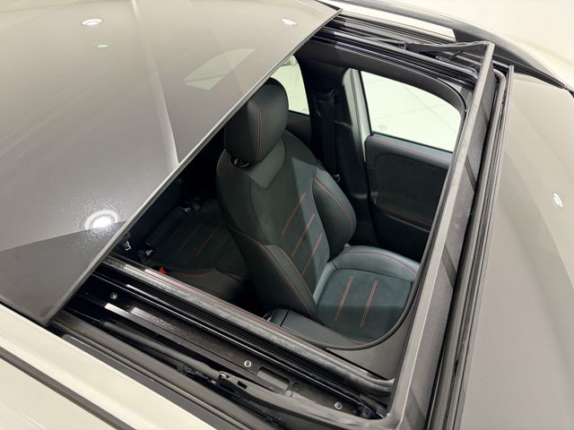 MERCEDES BENZ GLB 2021 Image 31