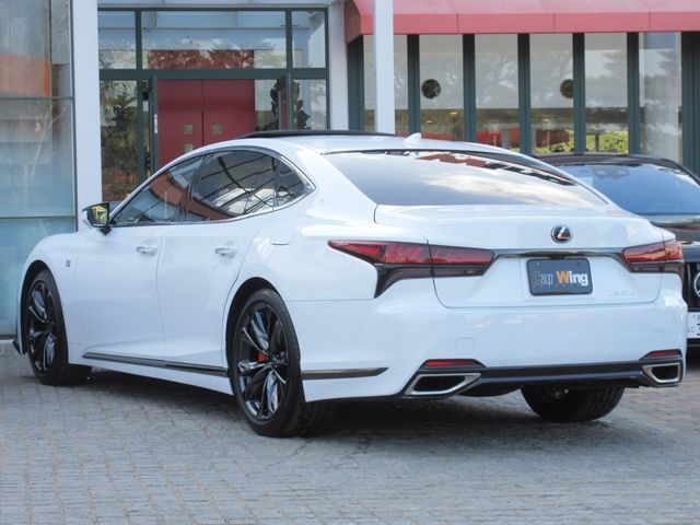 TOYOTA LEXUS LS500 2023 Image 31