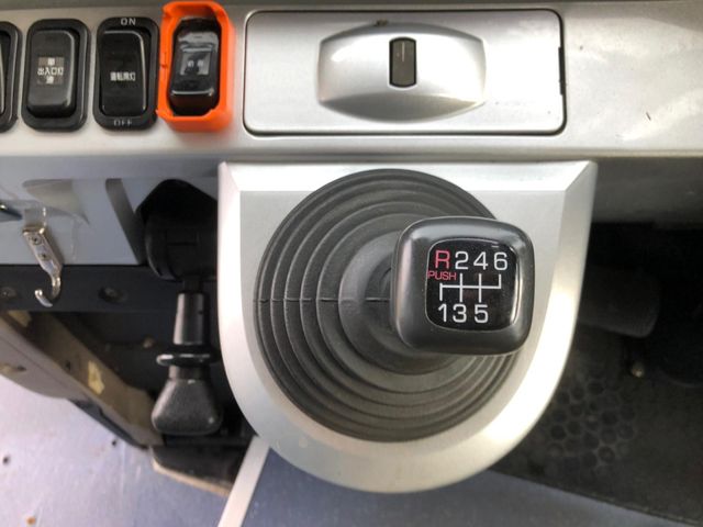 MITSUBISHI FUSOU AERO ACE 2008 Image 31