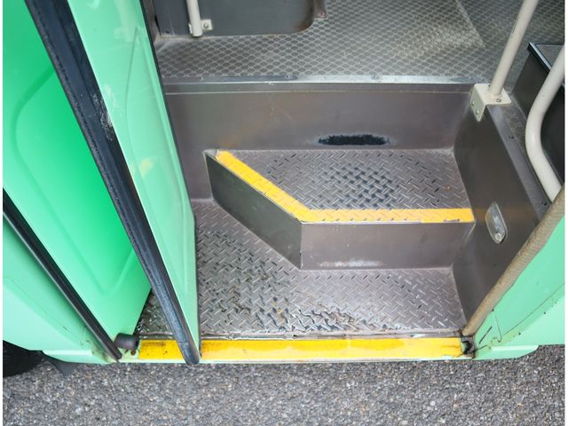 MITSUBISHI ROSA 2013 Image 31