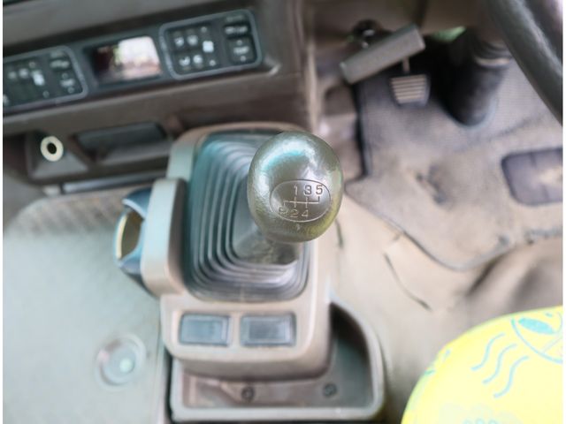 MITSUBISHI ROSA 2013 Image 31