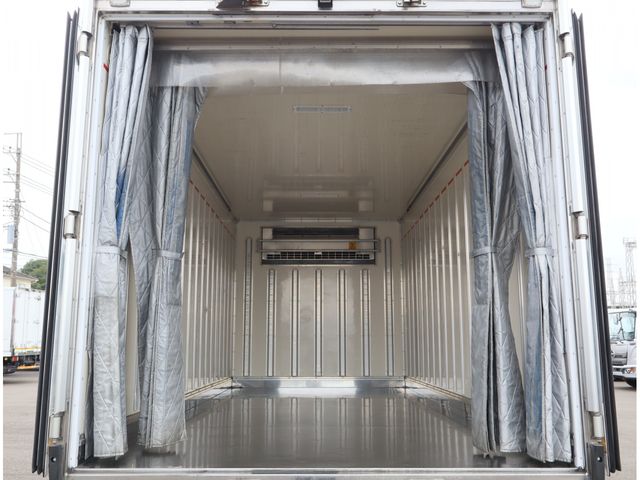 ISUZU ELF 2020 Image 31