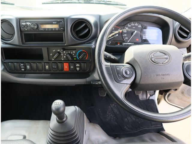 HINO DUTRO 2020 Image 31