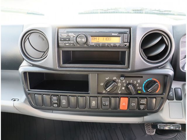 HINO DUTRO 2020 Image 31