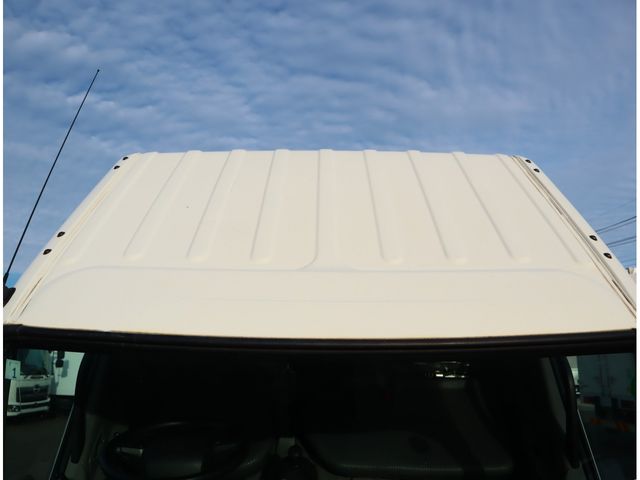 HINO DUTRO 2020 Image 31