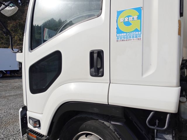 ISUZU FORWARD 2015 Image 31