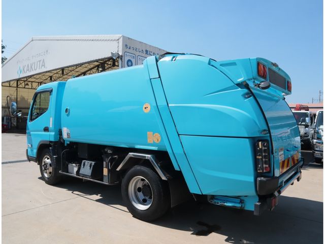 MITSUBISHI CANTER 2022 Image 31