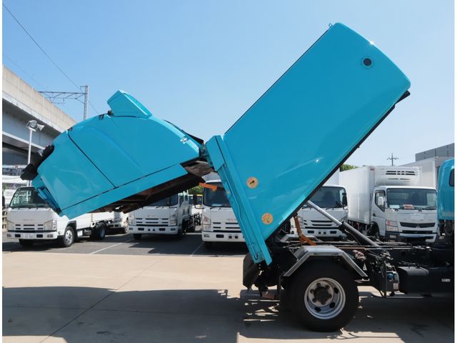 MITSUBISHI CANTER 2022 Image 31