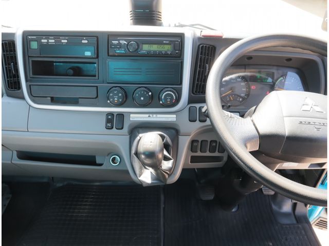 MITSUBISHI CANTER 2022 Image 31