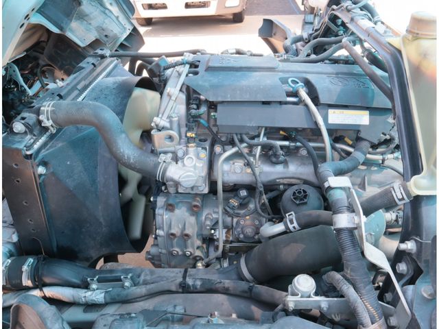 MITSUBISHI CANTER 2022 Image 31