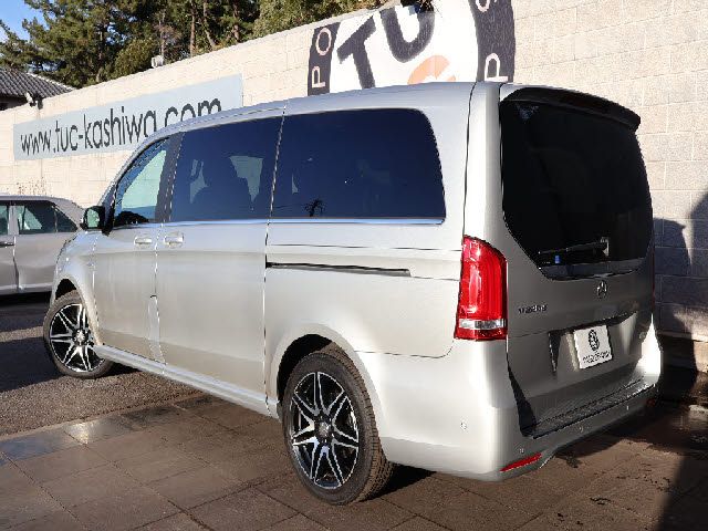 MERCEDES BENZ V CLAS 2017 Image 31